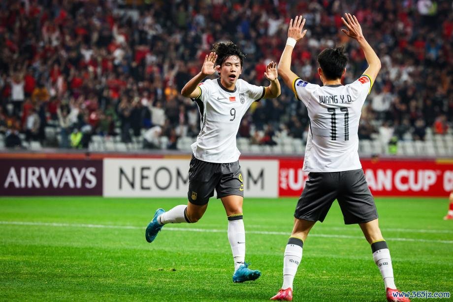 [图]U20国足5-2十东说念主吉尔吉斯斯坦2连胜提前出线