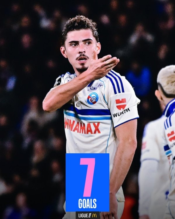 1米9阿根廷大中锋！潘尼切利8场7球领跑法甲弓手榜，战巴黎双响