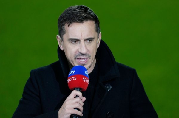 内维尔：冠军是你们的了阿森纳，我曩昔三年王人看好阿森纳夺冠