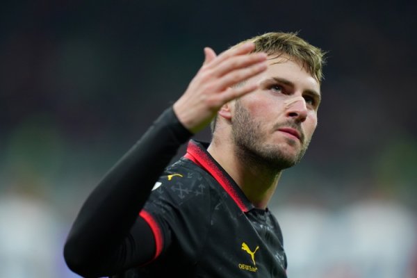 记者：S-希门尼斯有望与莱奥一动手发出战亚特兰大