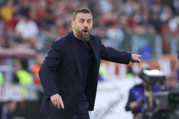 迪马济奥：热那亚已聘任德罗西当主帅，他将带队踢紫百合