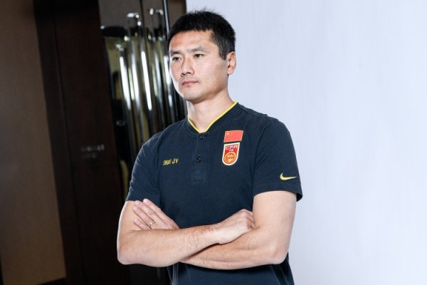 记者：足协曾把三名外籍主帅上报总局，不外总局更服气土帅的才气