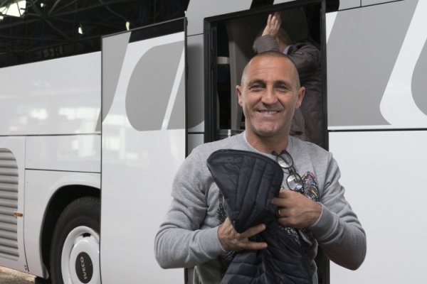 尤文名宿：重申一遍皆达内是外星东谈主，他在球场上像玩杂耍