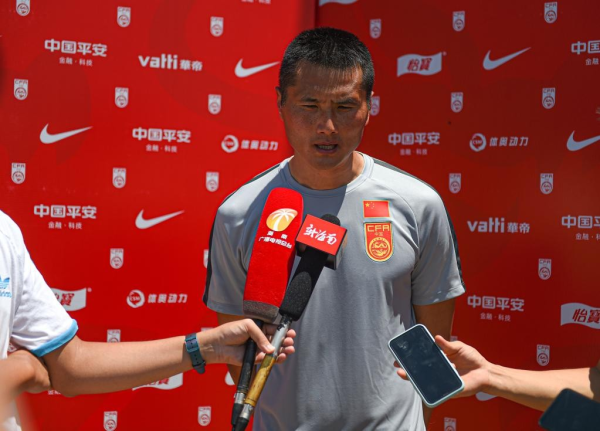 邵佳一厚爱成为中国男足主教师，只争朝夕，年青球员更展现自我