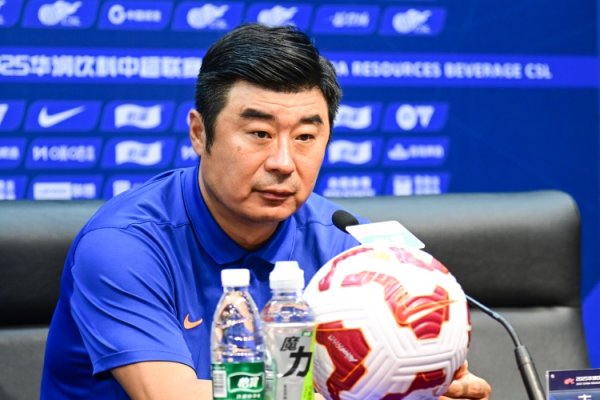 鲁媒：泰山队攻强守弱问题昭着，韩鹏临危罢免值得招供